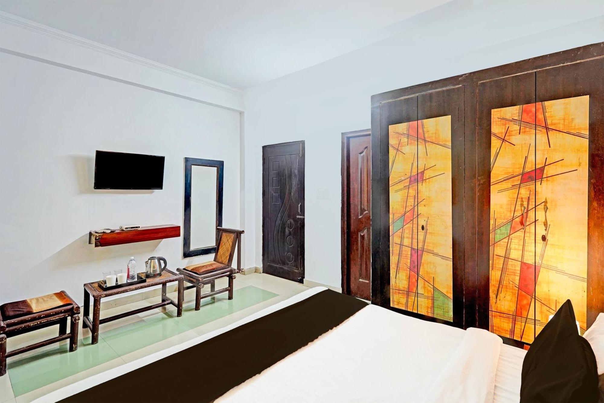 Super Hotel O Palm เดห์ราดุน ภายนอก รูปภาพ